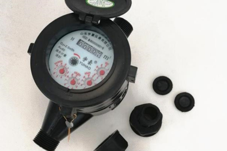 遠(yuǎn)傳水表廠家告訴你選擇水表時需要考慮這些因素！ 圖1